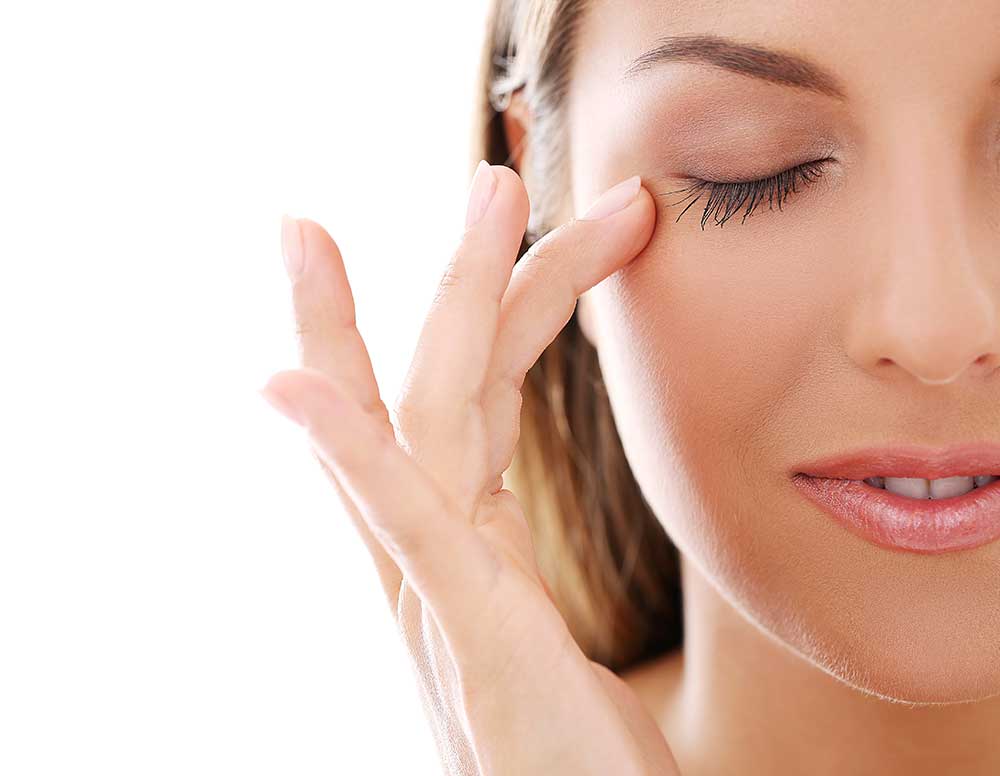 Correction of dark circles with hyaluronic acid
